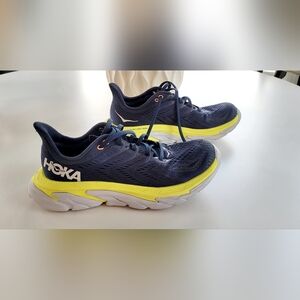 Hoka Clifton Edge One One